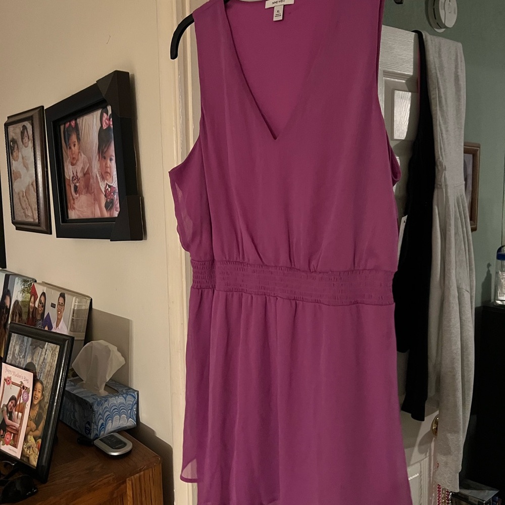Purple Sleeveless V-Neck Dress